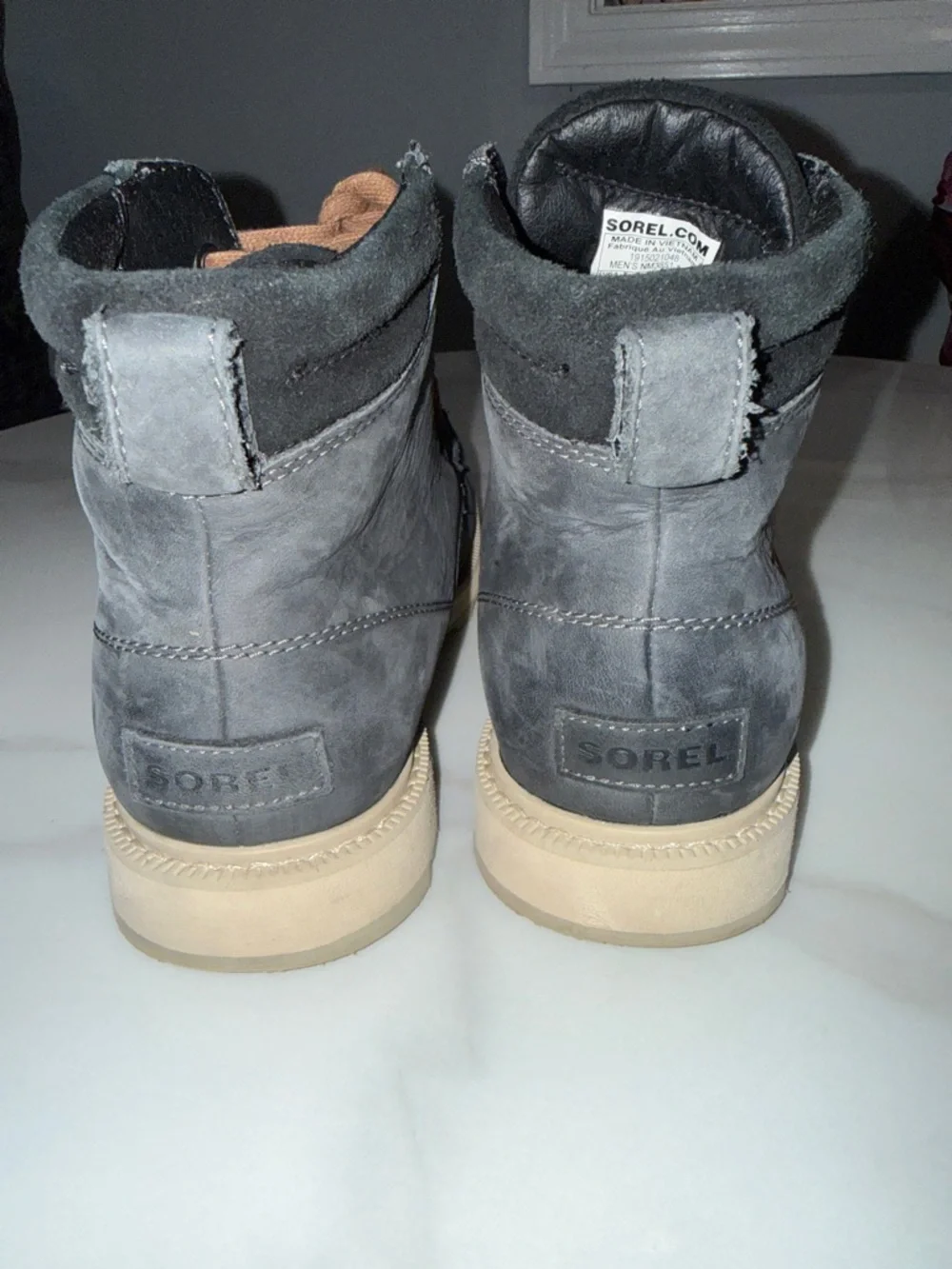 Sorel Men's Black High-Top Boots with Brown Laces